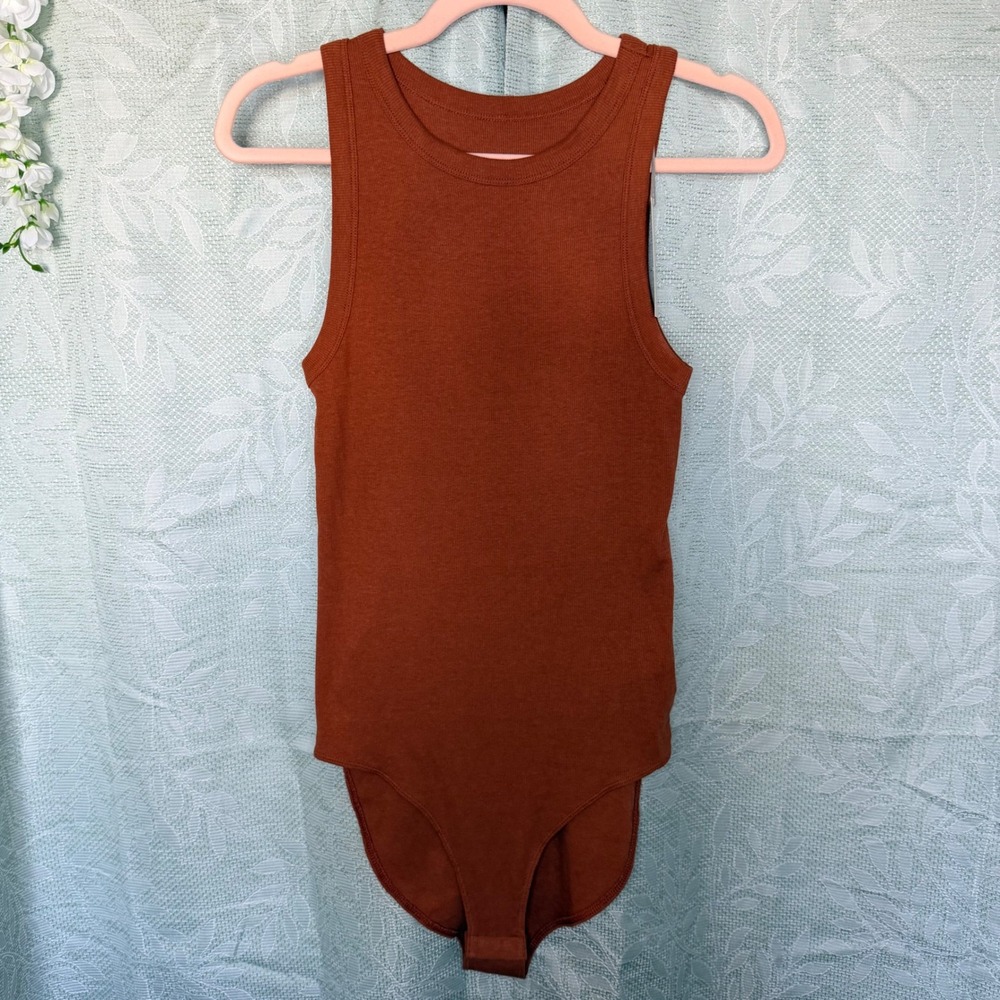 NEW $12 A New Day Womens M Ribbed High Neck Bodysuit Rust Brown Fall Minimalist